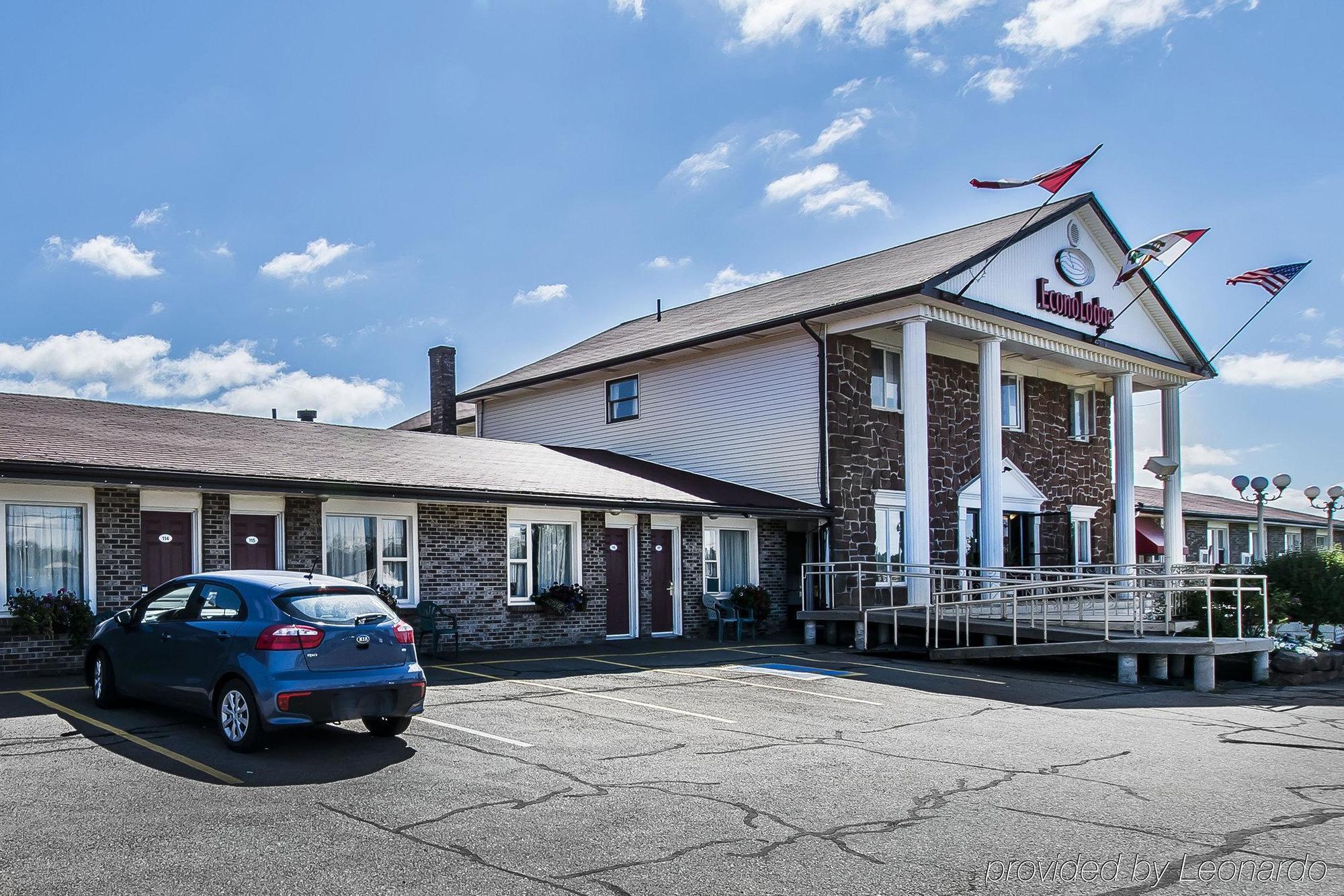 Queens Arms Inn Charlottetown Bagian luar foto