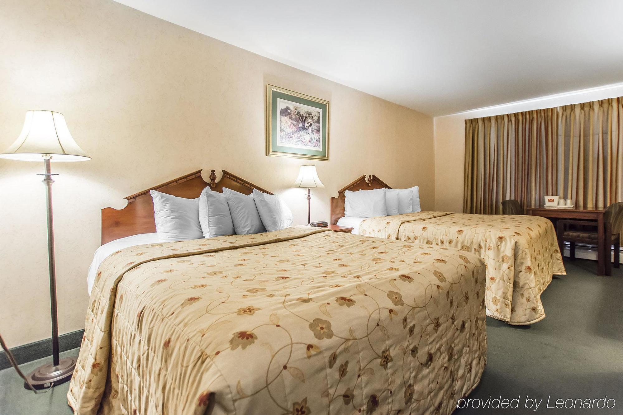 Queens Arms Inn Charlottetown Bagian luar foto