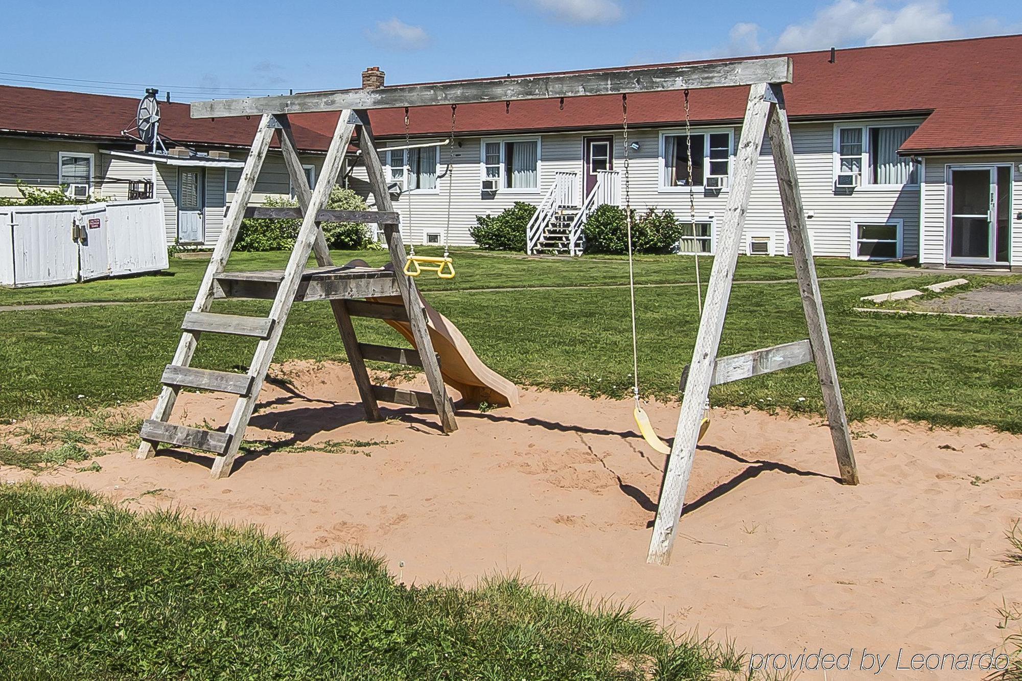 Queens Arms Inn Charlottetown Bagian luar foto