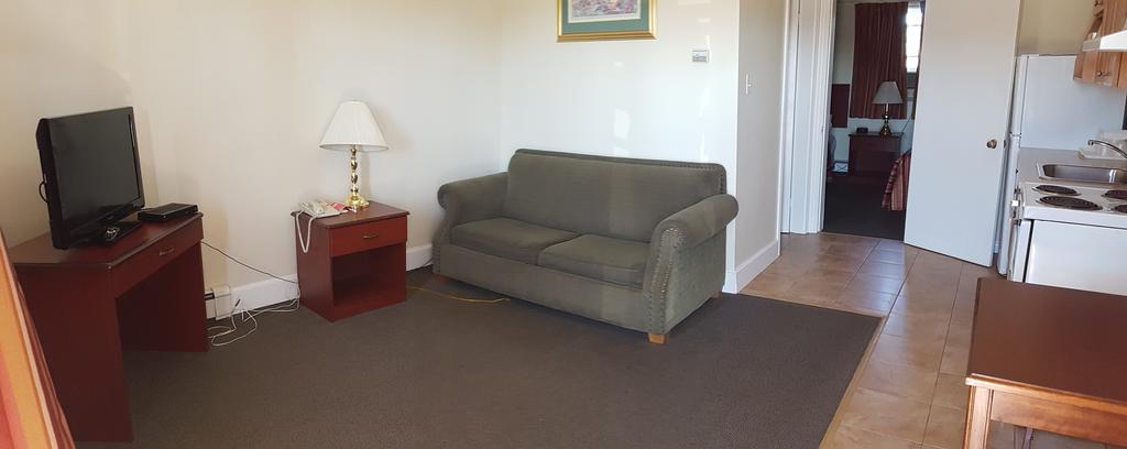 Queens Arms Inn Charlottetown Bagian luar foto