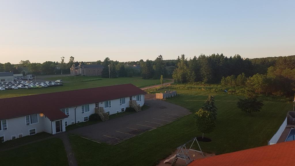 Queens Arms Inn Charlottetown Bagian luar foto
