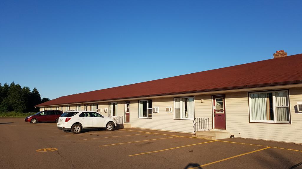 Queens Arms Inn Charlottetown Bagian luar foto