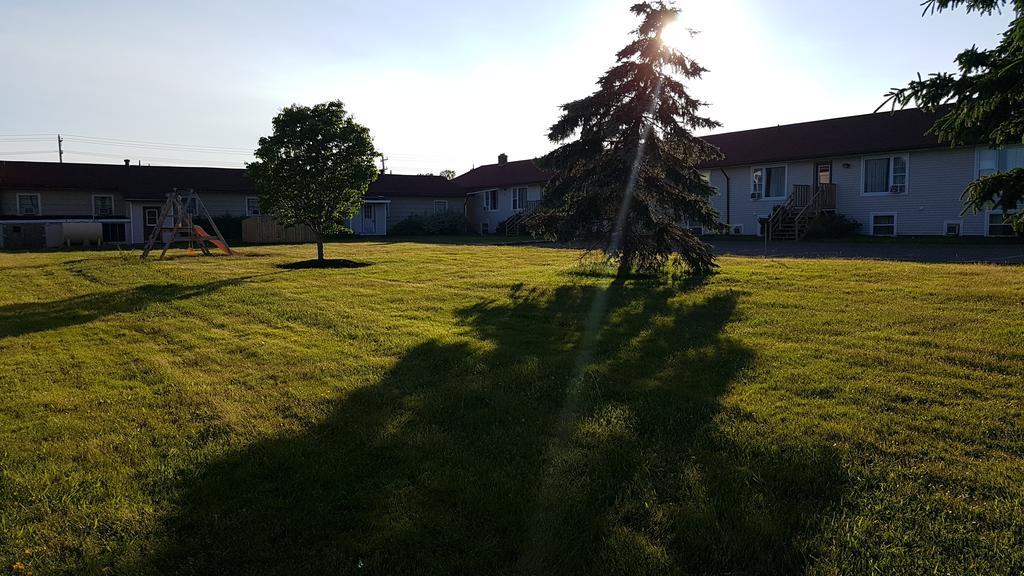 Queens Arms Inn Charlottetown Bagian luar foto