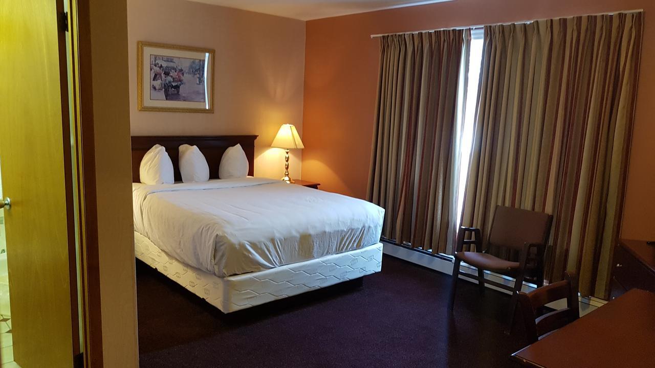 Queens Arms Inn Charlottetown Bagian luar foto