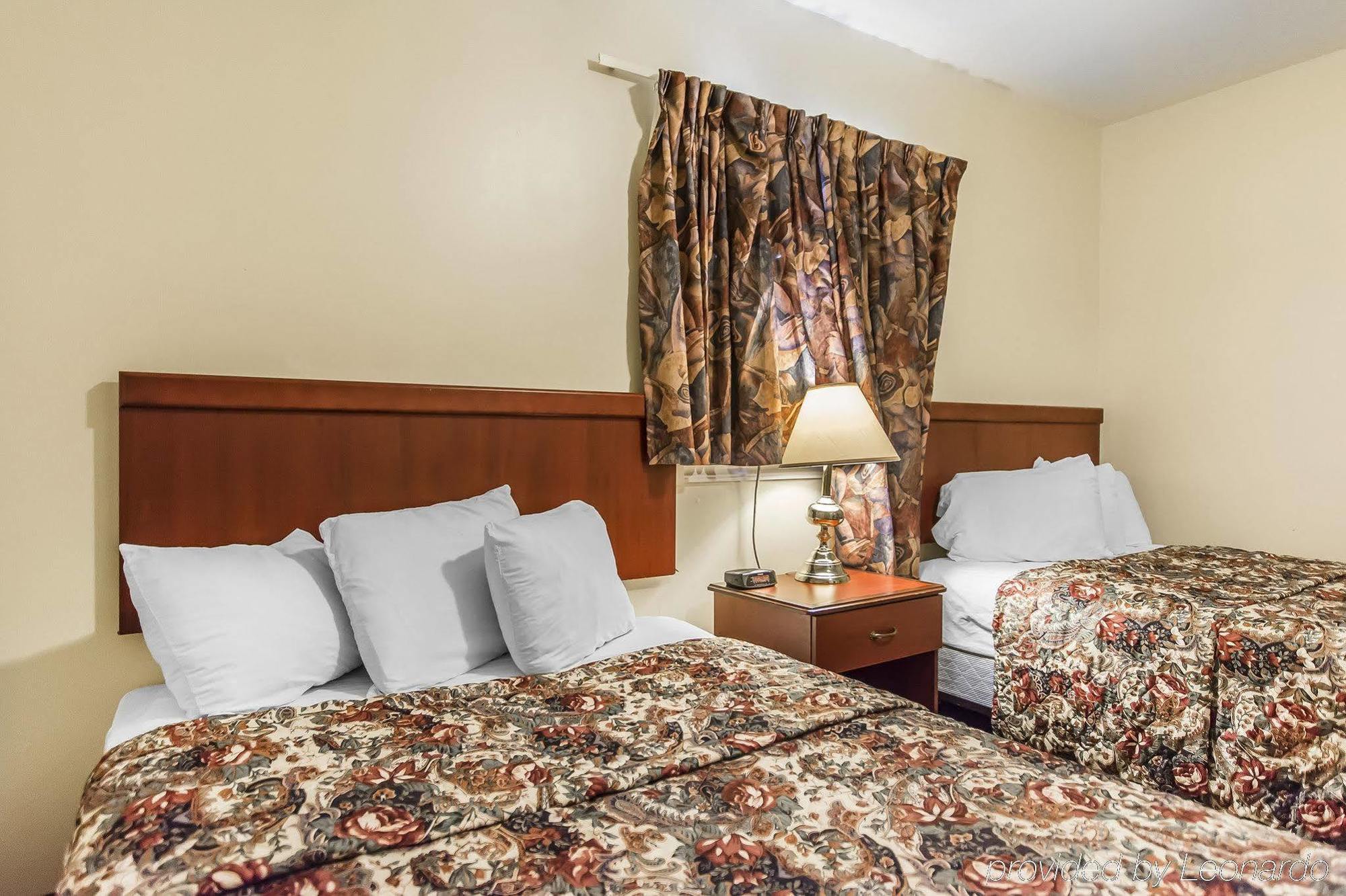 Queens Arms Inn Charlottetown Bagian luar foto