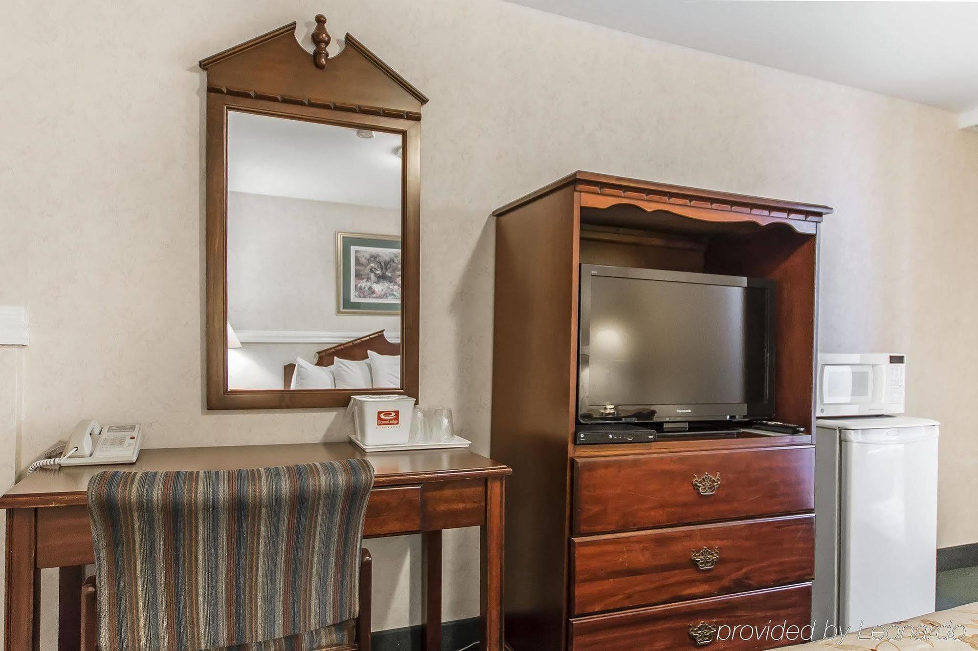 Queens Arms Inn Charlottetown Bagian luar foto